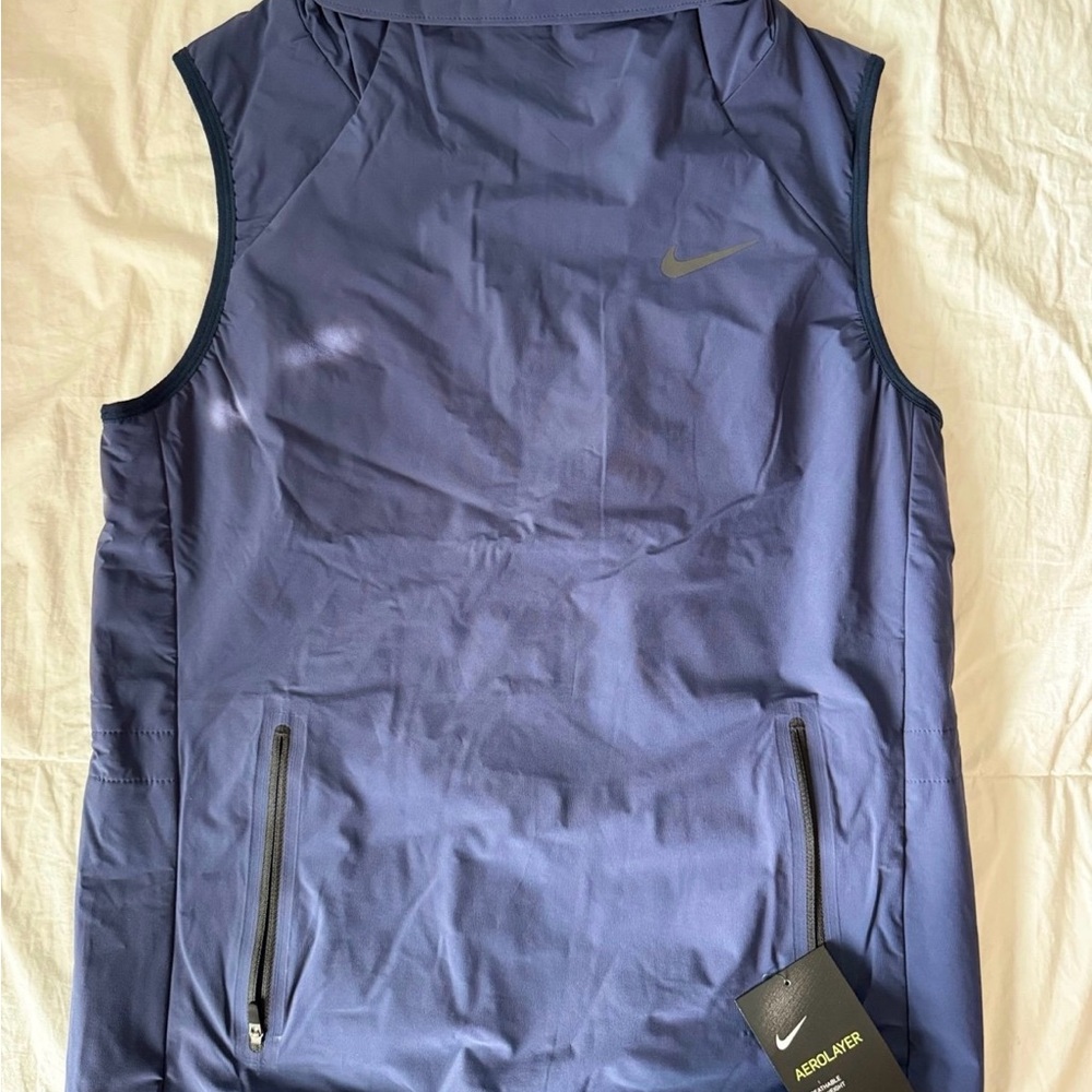 Nike Aerolayer Vest in Deep Blue